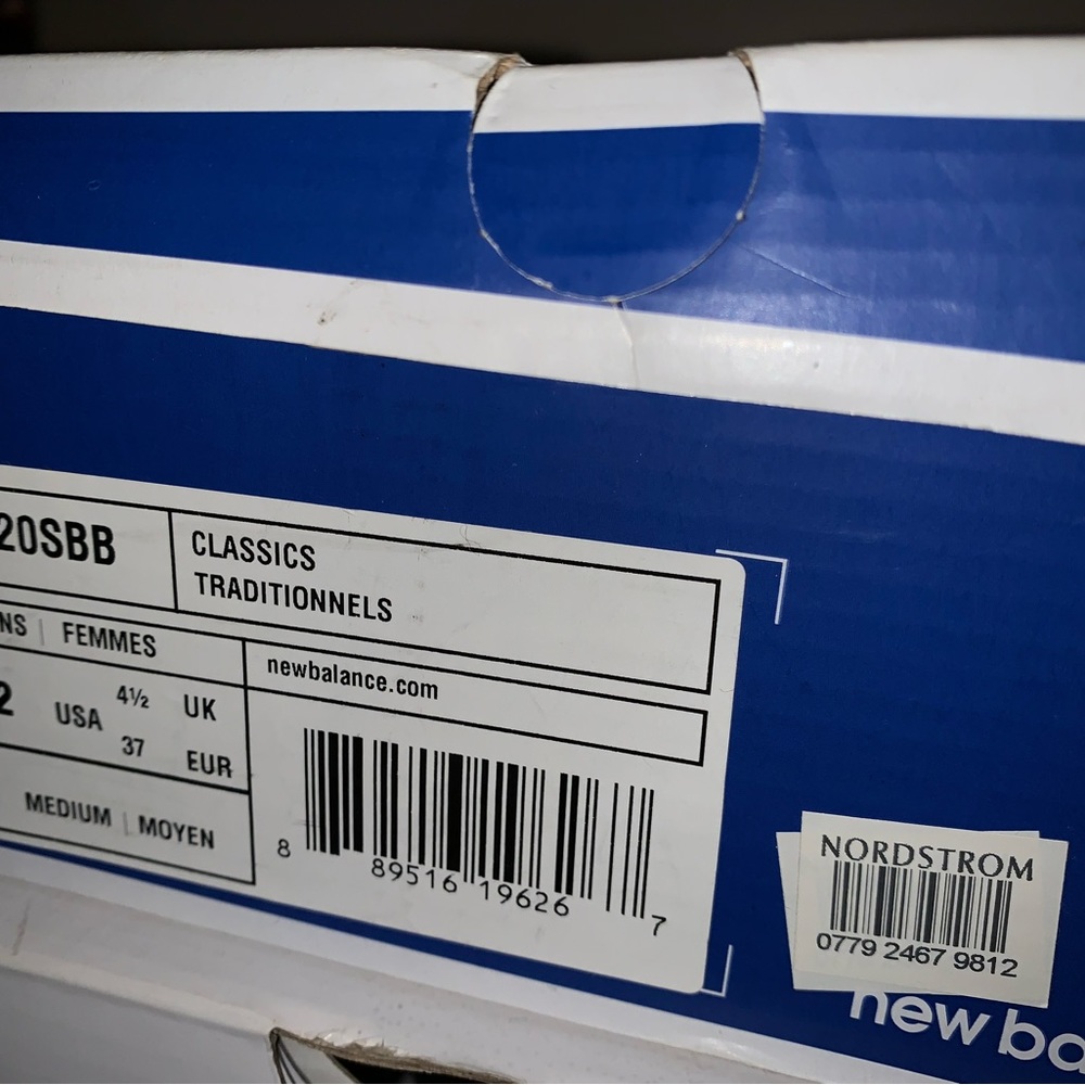 Womens New Balance 620 Sneakers View 3
